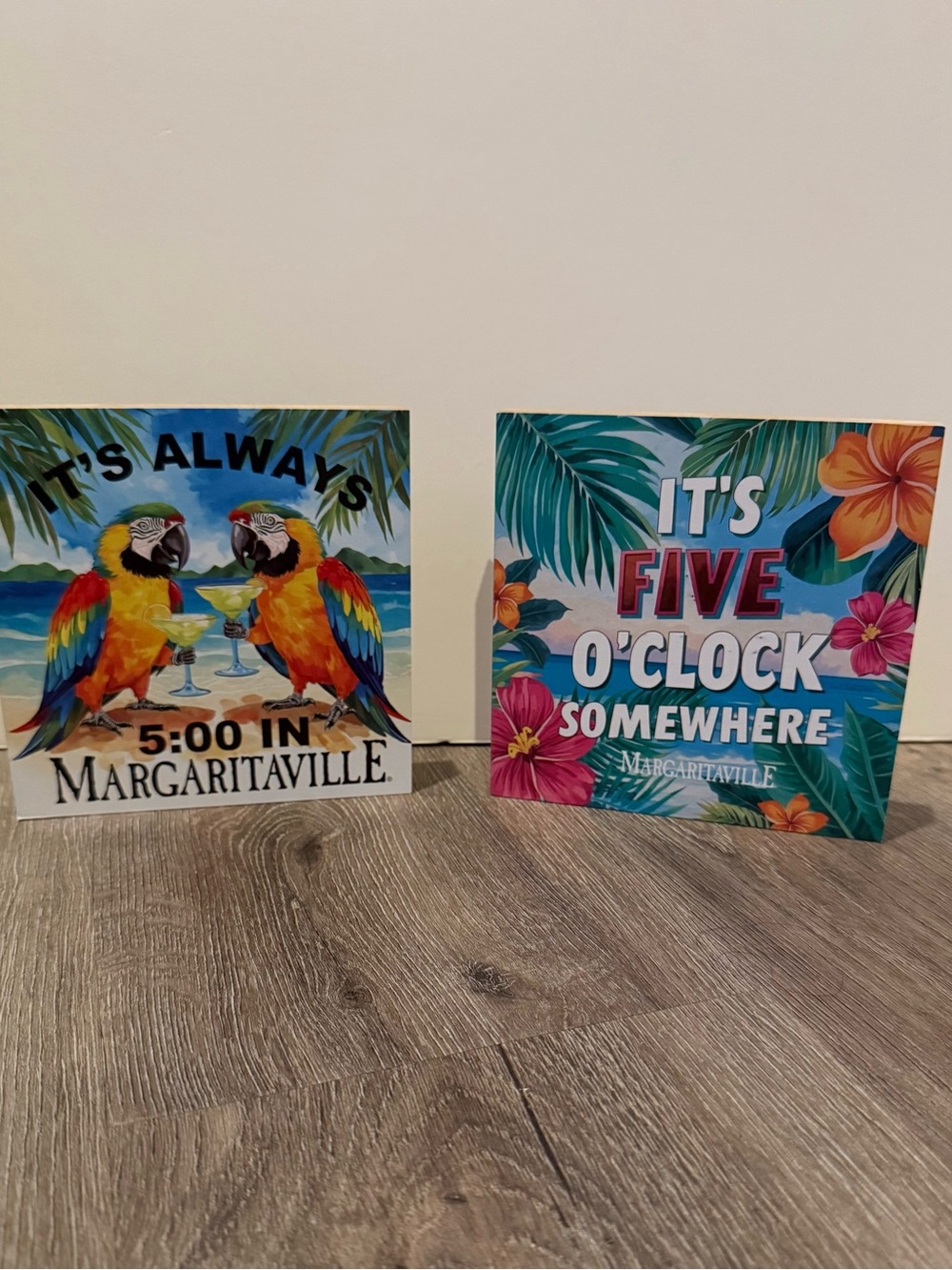 Fun Margaritaville Tropical Parrots Wall Plaques- Set of 2- NWT